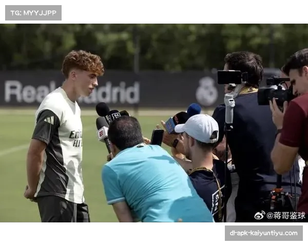 维克托穆尼奥斯四次过人显突破 奥萨苏纳中场成反击支点